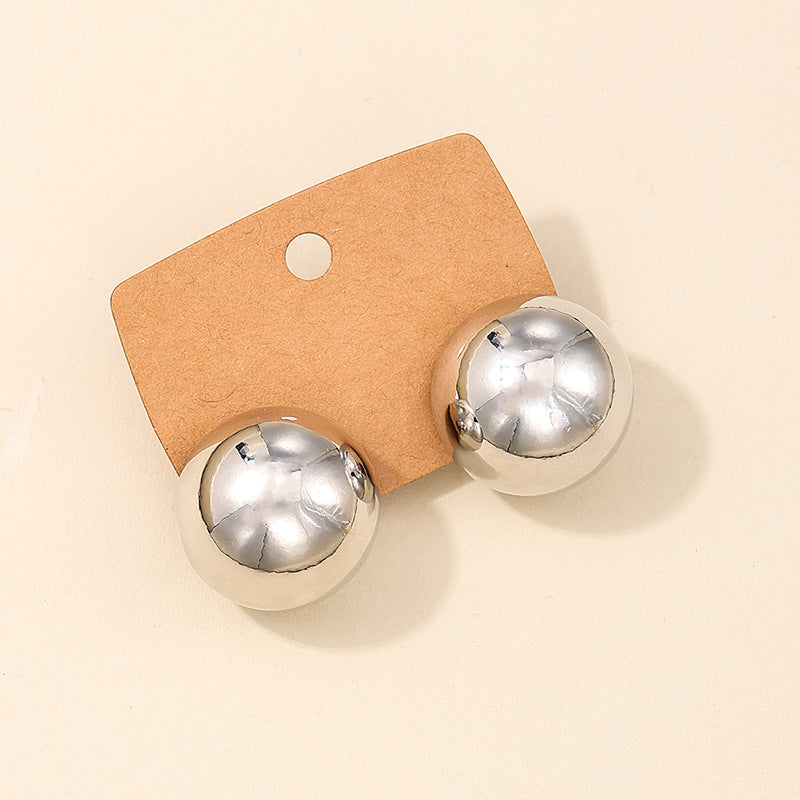 Retro Design C-Shaped Women's Earrings Wholesale from Vienna Verve Collection