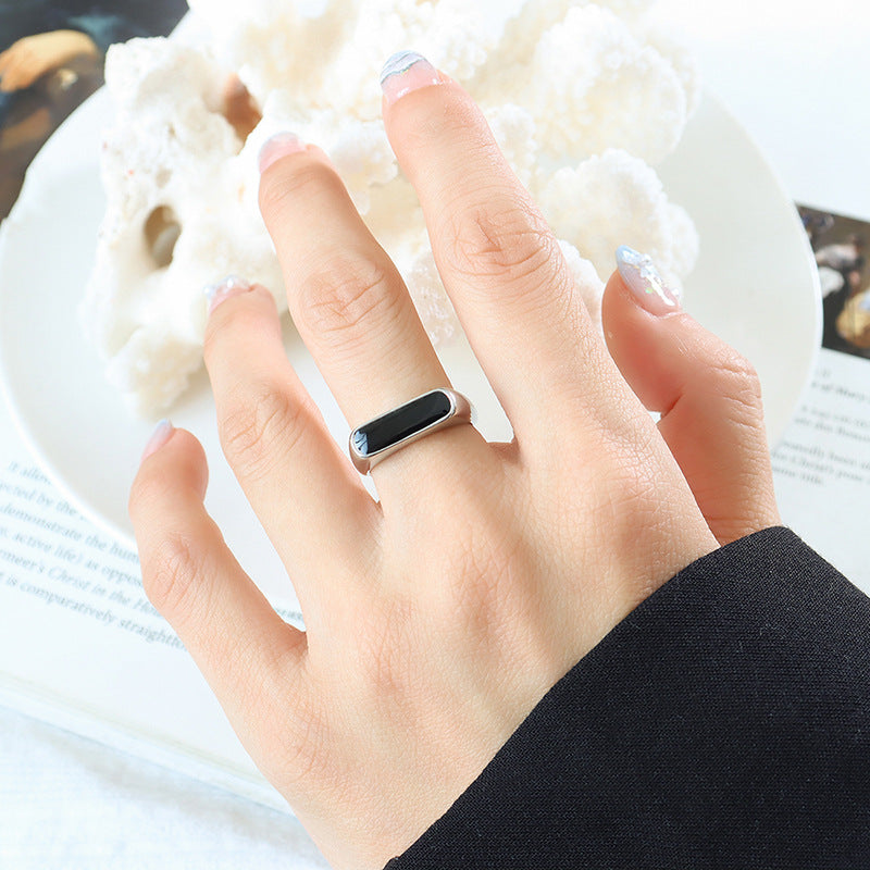 Elegant Gold-Plated Titanium Ring with Exaggerated Geometric Design