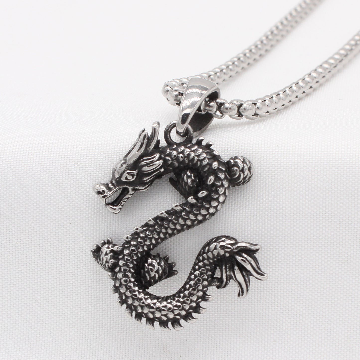 Retro Chinese Zodiac Dragon Pendant - Unisex Punk Fashion Accessory in Titanium Steel