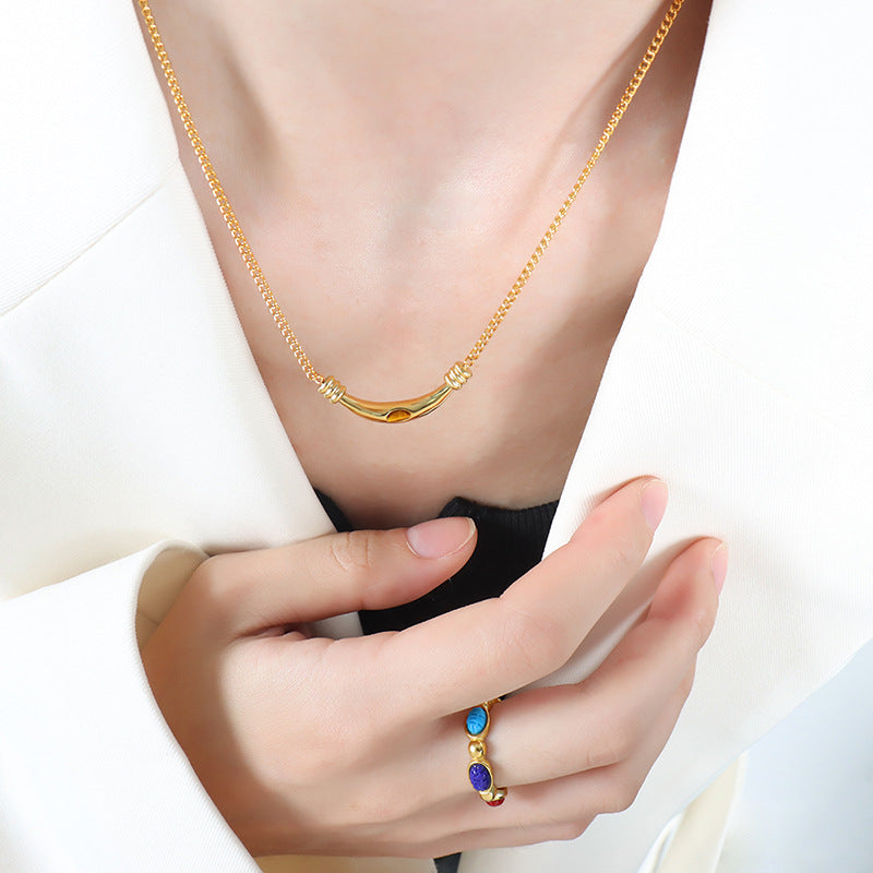 Desert Adventure Literary Artistic Necklace Set with Retro Pendant and Personalized Gems