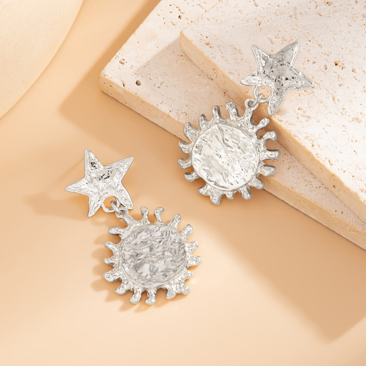 Planderful Vienna Verve Earrings – Elegant Sunflower Design