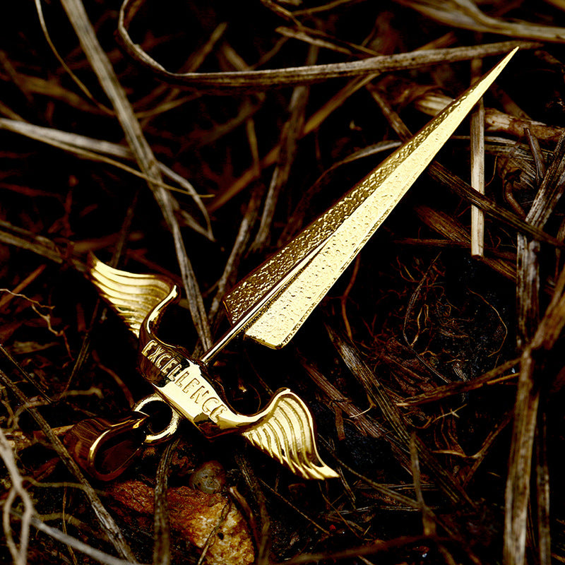 Gothic Arrow Pendant in Electroplated Gold for Men – Wholesale Titanium Steel Jewelry by Planderful