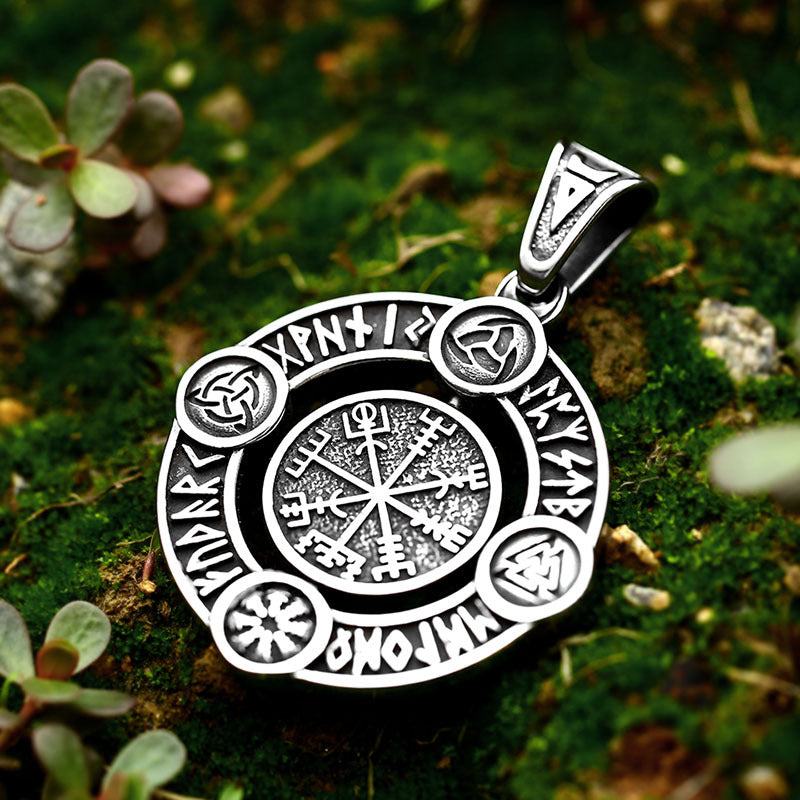 Stainless Steel Viking Totem Letter Pendant – Flippable Titanium Steel Men's Pendant Necklace