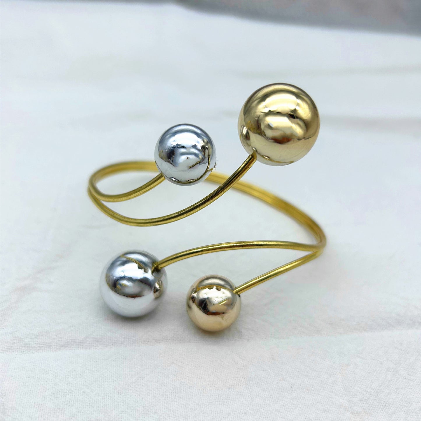 Planderful Savanna Rhythms Bracelet Set – Exaggerated Metal Design with Zircon Encrusted Detail