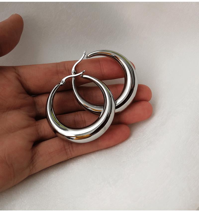 Fashion Trend Jewelry Hollow Earrings Titanium Steel 18K Gold