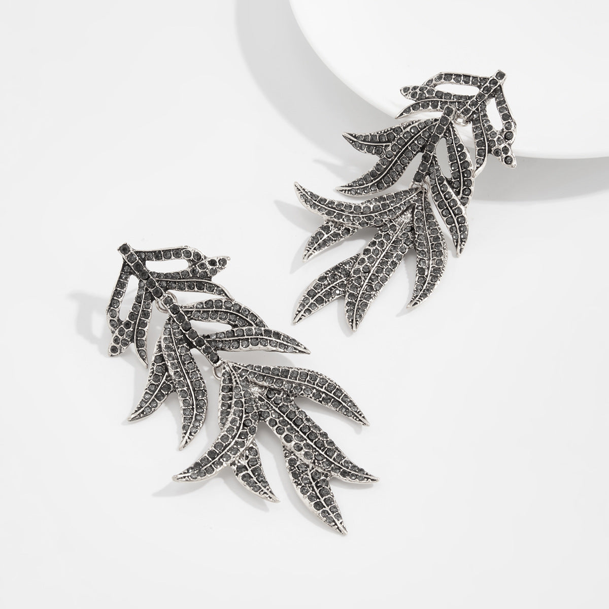 Planderful Leaf Tassel Zircon Earrings Exaggerated Retro Medieval Style Vintage Statement Jewelry For Women