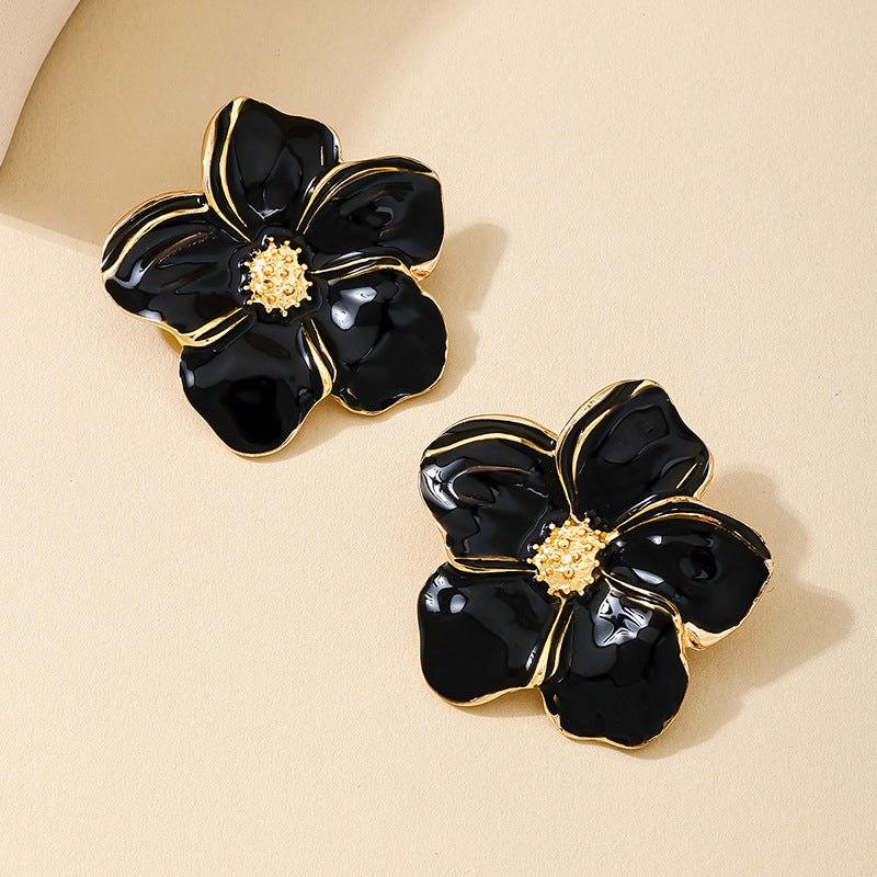 Planderful Vienna Verve Earrings – Stylish Exaggerated Floral Design