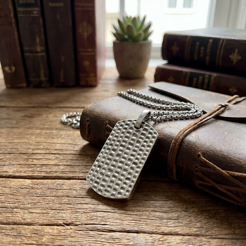 Trendy Retro And Old Hammer Pattern Military Brand Pendant, Fashionable And Water Ripple Necklace