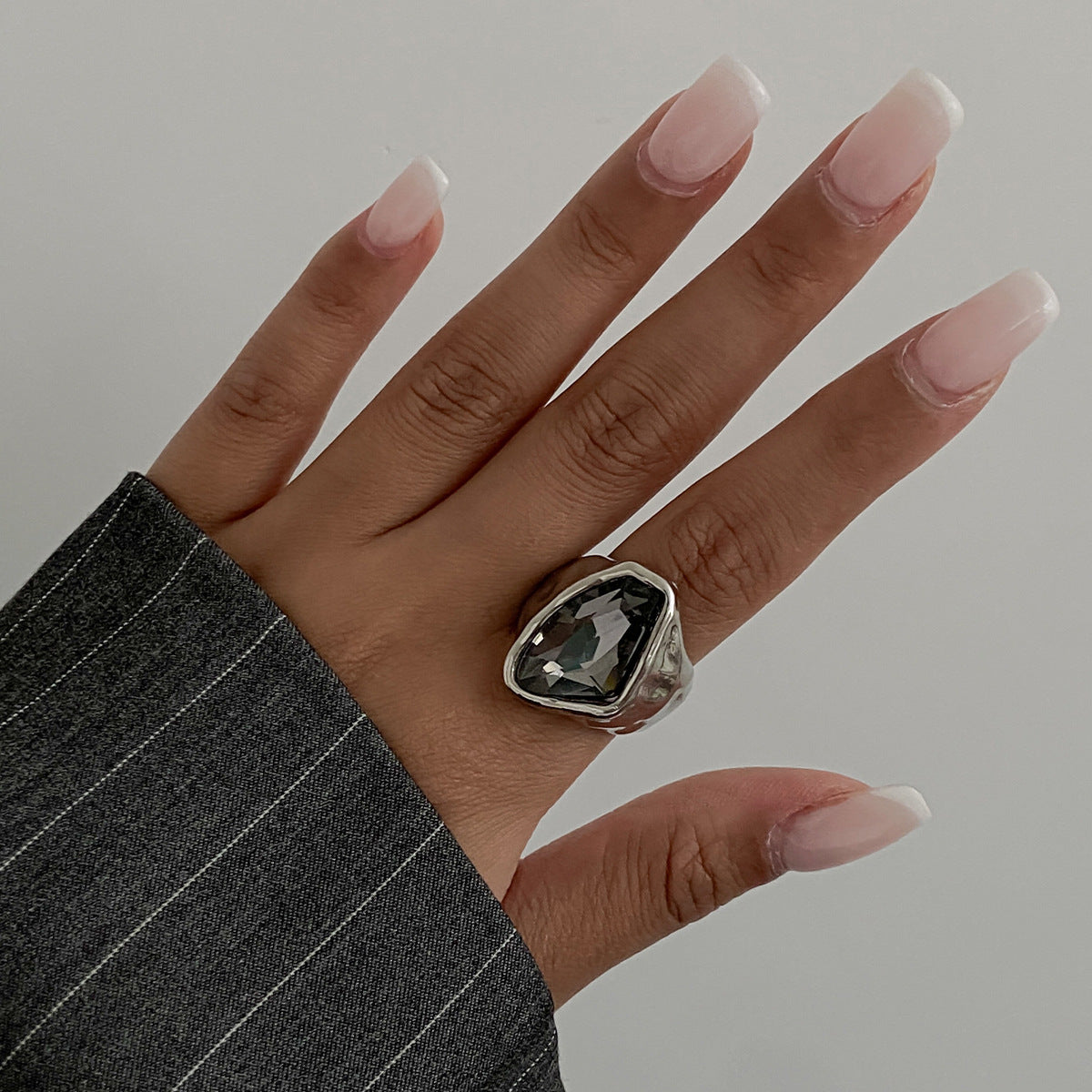 Black Acrylic Ring Planderful Vienna Verve For Minimalist Women Geometric Square Statement Jewelry