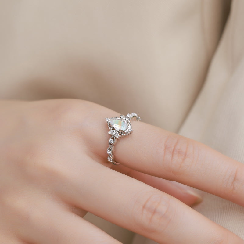 Planderful Everyday Genie Ring – Light Luxury Blue Moonlight Silver