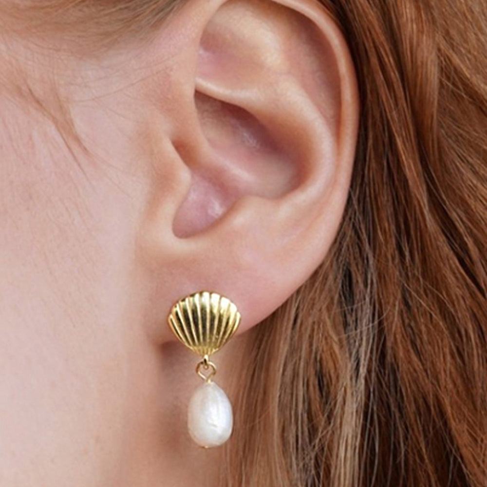 S925 Sterling Silver Shell Natural Irregular Freshwater Pearl Stud Earrings