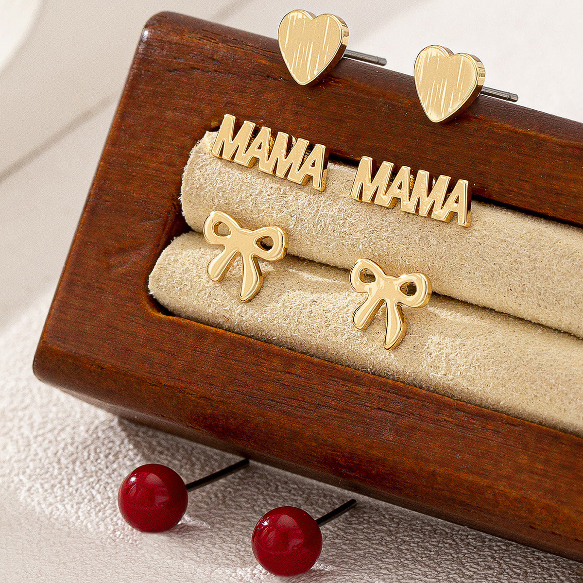 Planderful Vienna Verve Earrings Set – Stylish Metal Bow Design