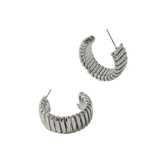 Chic Chain Link Earrings with a Twist - Vienna Verve Collection