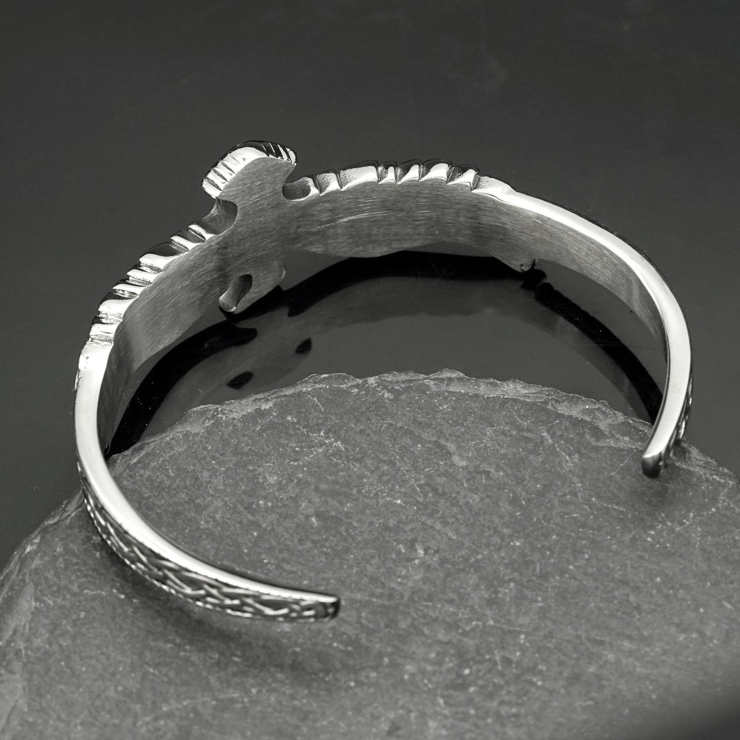 Planderful Titanium Steel Bracelet For Men Unisex C Shaped Open Design Durable Protection