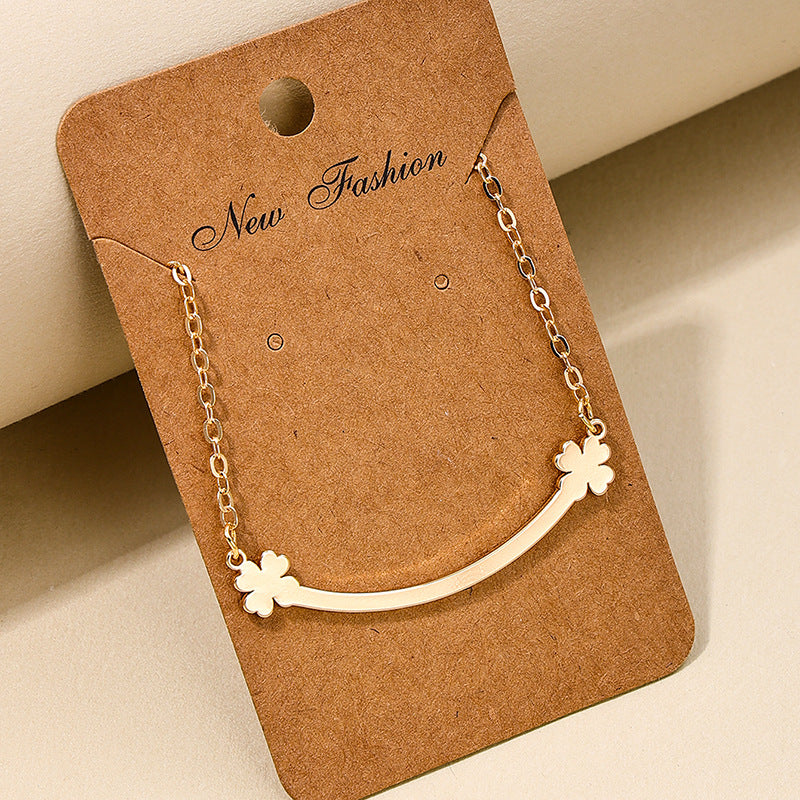 Cross-Border Clover Smiling Face Necklace - Perfect Gift for Her