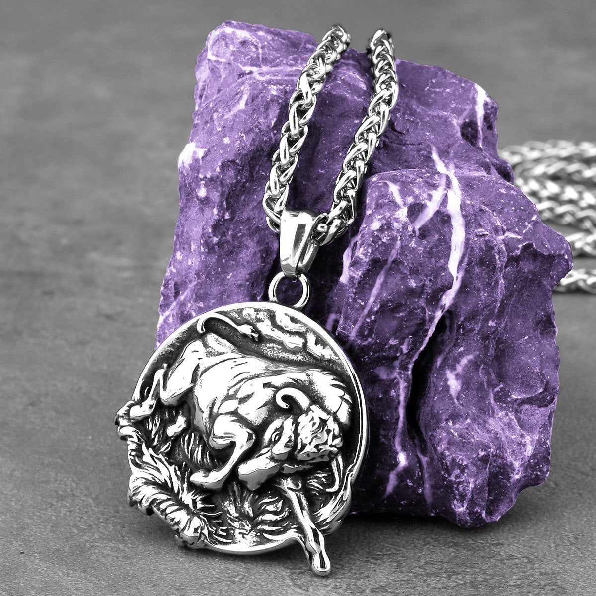 1. Planderful Titanium Steel Pendant Necklace For Men Retro Punk Style European And American Gift