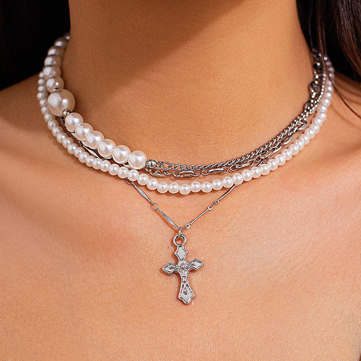 Rivet & Pearl-Style Layered Choker