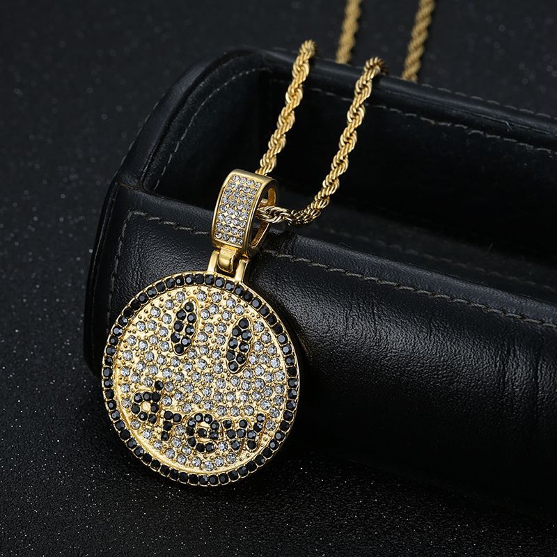 Planderful Smiley Face Necklace Trendsetting Unisex Stainless Steel Gold Plated Pendant For Men And Women
