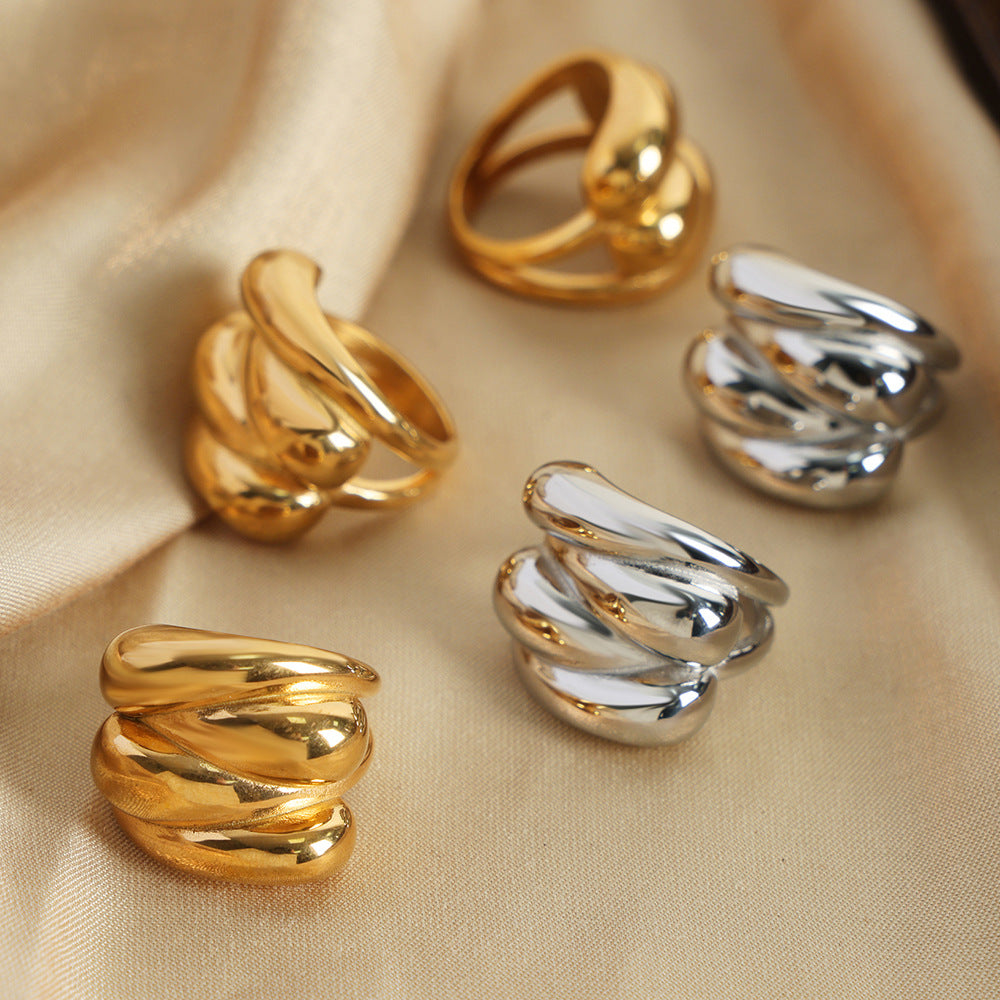 Modern Elegance: Luxury Gold-Plated Titanium Steel Ring - Size 6-8