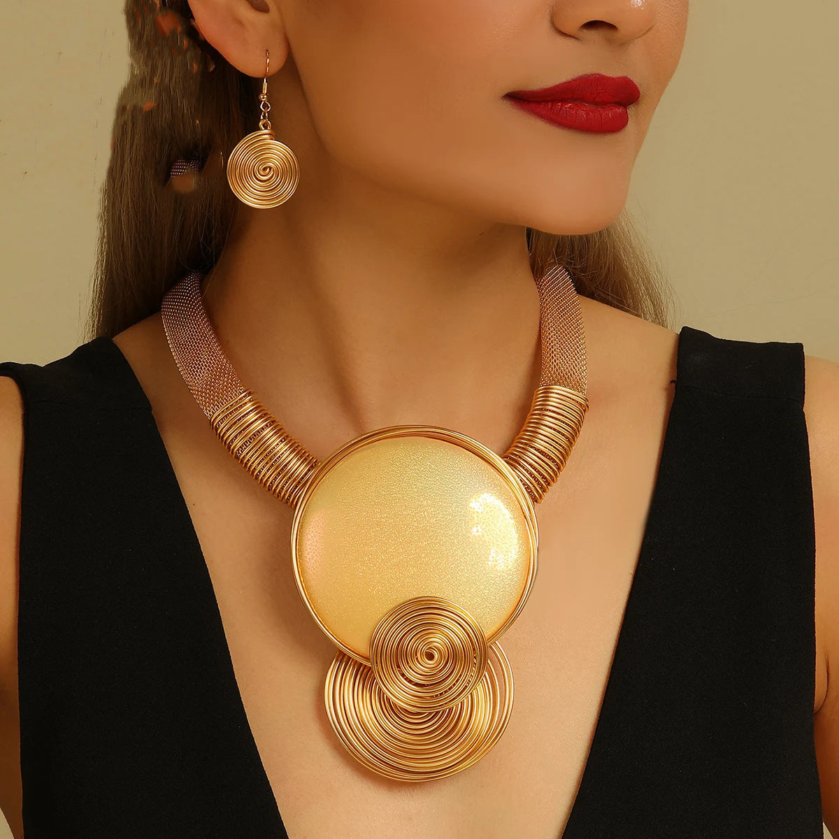 Planderful Savanna Rhythms Necklace Earrings Set – Exaggerated Resin Design