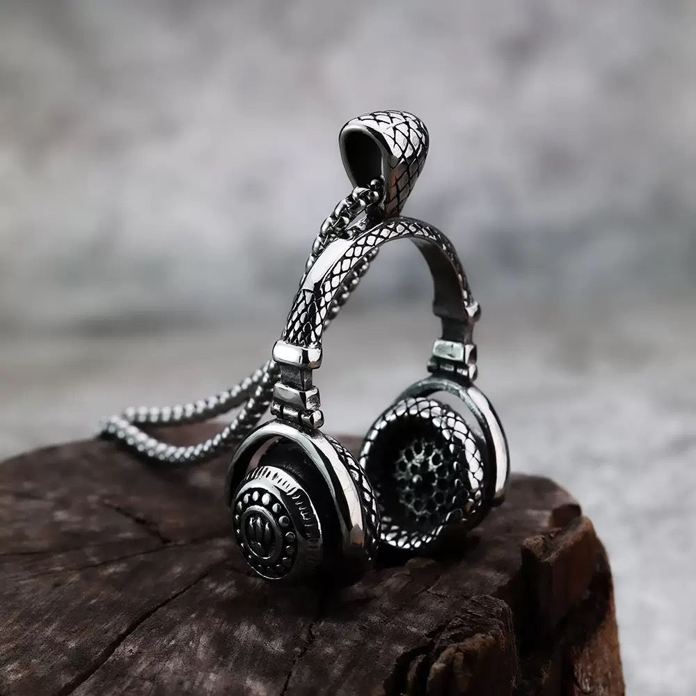 1. Planderful Steel Pendant Necklace Everyday Genie Collection Elegant Fashion Jewelry For Women
