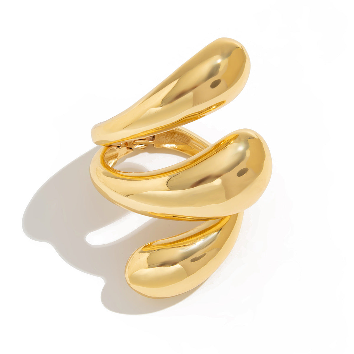 Planderful Vienna Verve Statement Bracelet For Women Large Water Drop Winding Glossy Metal