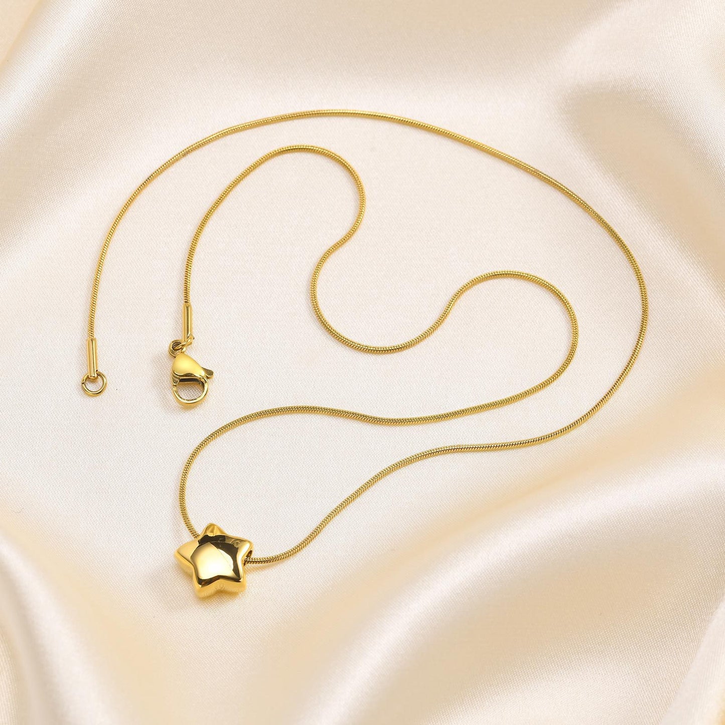 Stainless Steel Pendant Round Snake Necklace Gold Fashion Jewelry