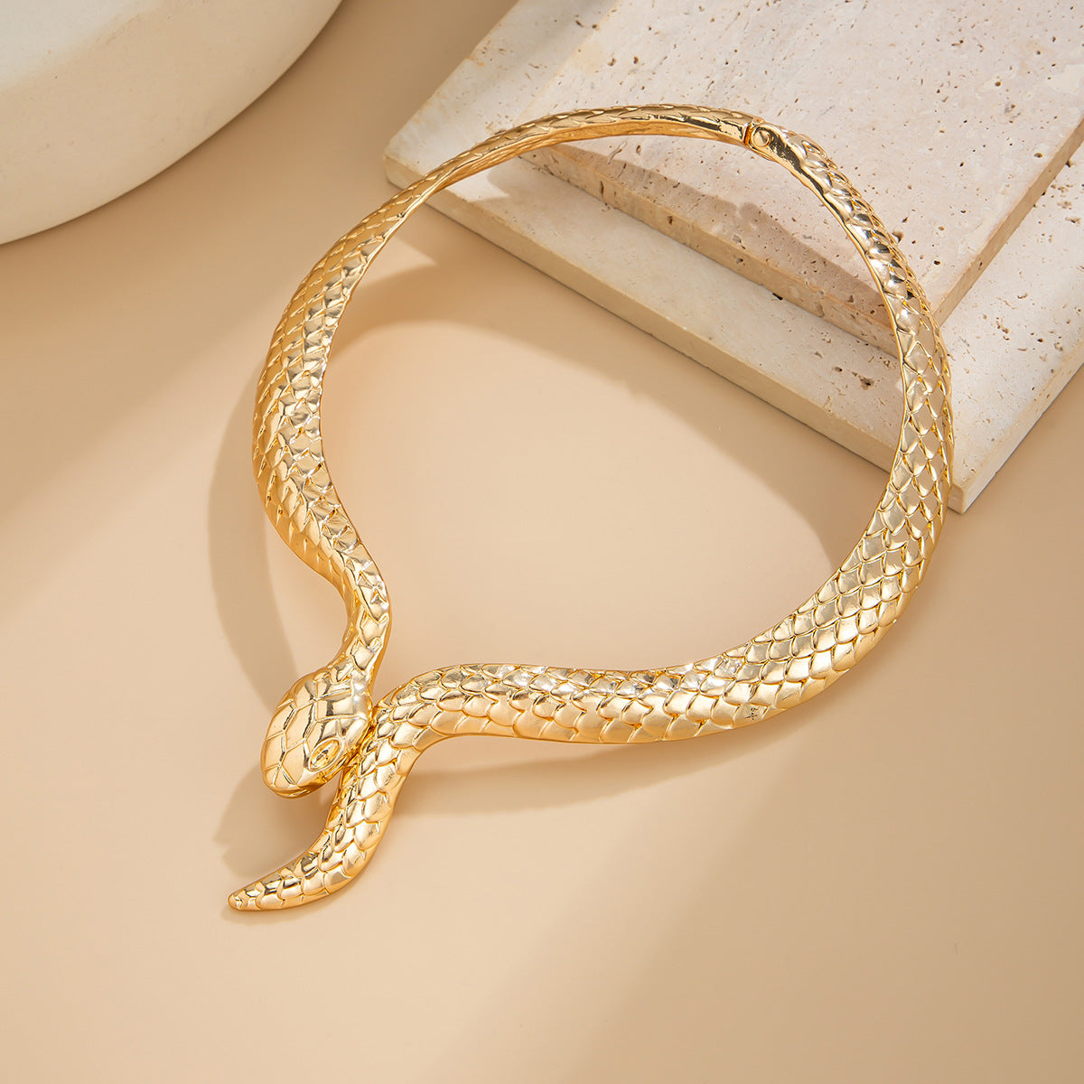 Planderful Vienna Verve Choker Necklace – Retro Hip-Hop Punk Style