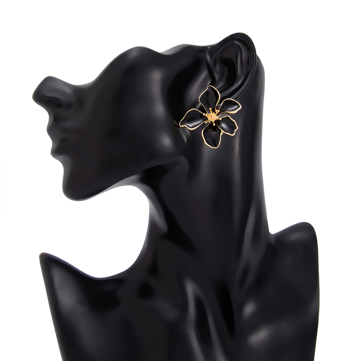 Planderful Vienna Verve 3D Metal Flower Stud Earrings For Women Premium Retro Statement Jewelry