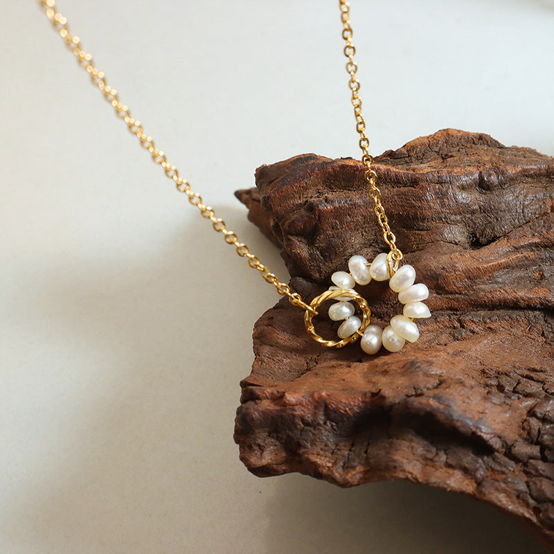 Elegant Circular Freshwater Pearl Necklace with Gold Plated Collarbone Chain