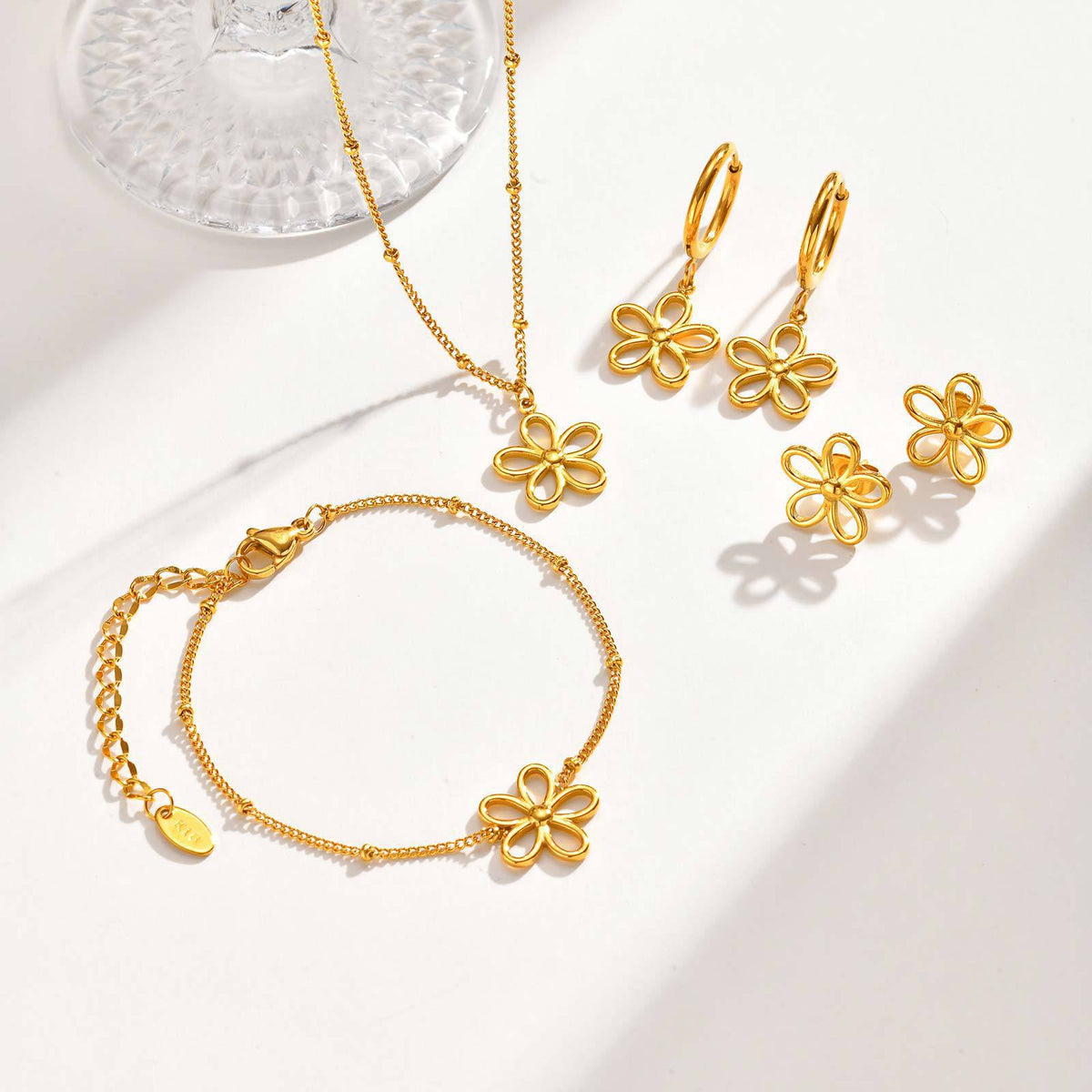 Stainless Steel French Elegance Romantic Commuter Flower Necklace Bracelet Bead Chain