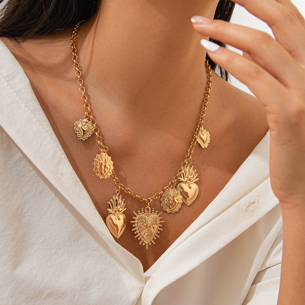 Planderful Vienna Verve Necklace – Elegant Imitation Pearl Fringe Design