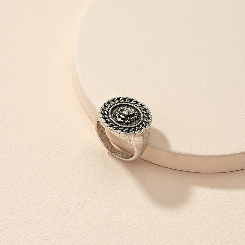 Roaring Punk Lion Head Ring: Street Style Statement Piece