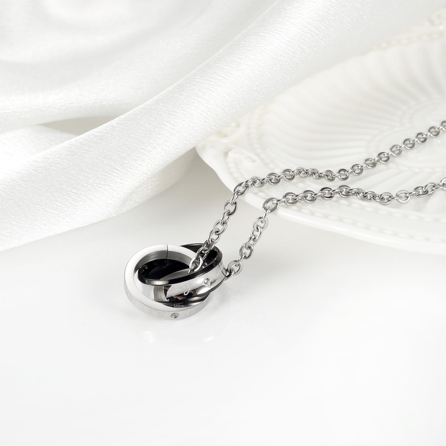 Stainless Steel Necklace Unisex Double Ring Pendant Durable Hip Hop Style Planderful Everyday Genie Couples