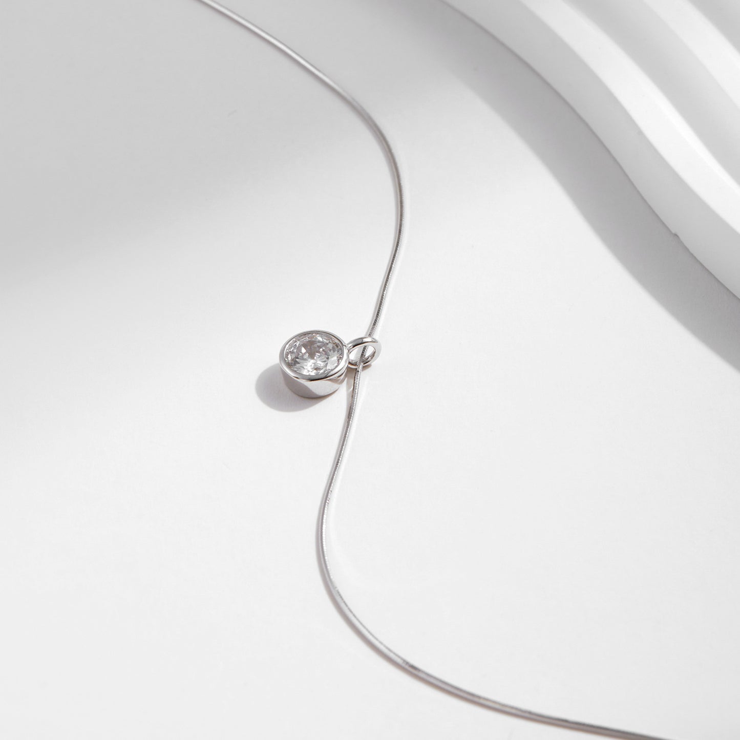 Planderful Everyday Genie S925 Silver Super Flash Single Zircon Bubble Necklace – High Sense Internet Celebrity Style Versatile Collarbone Chain