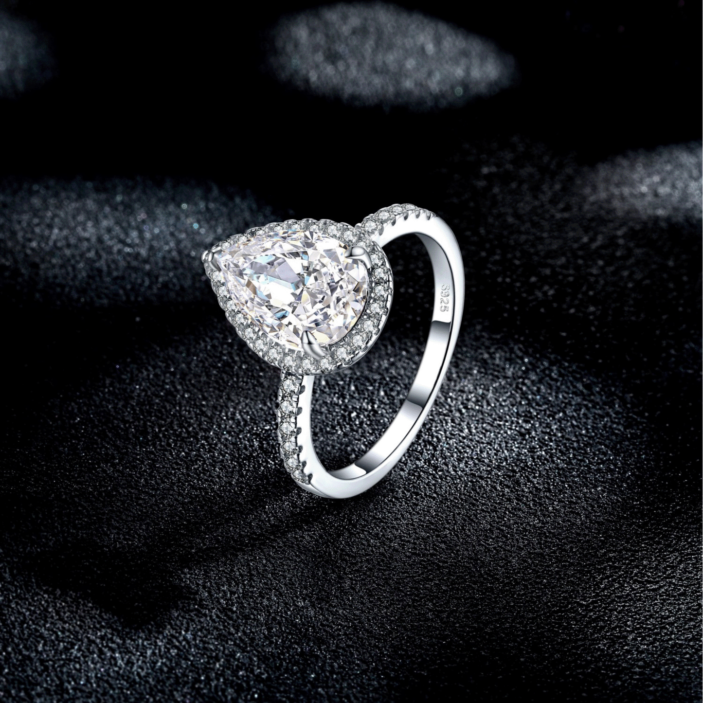 925 Sterling Silver 4ct Flame Ice Flower Cut Water Drop Ring