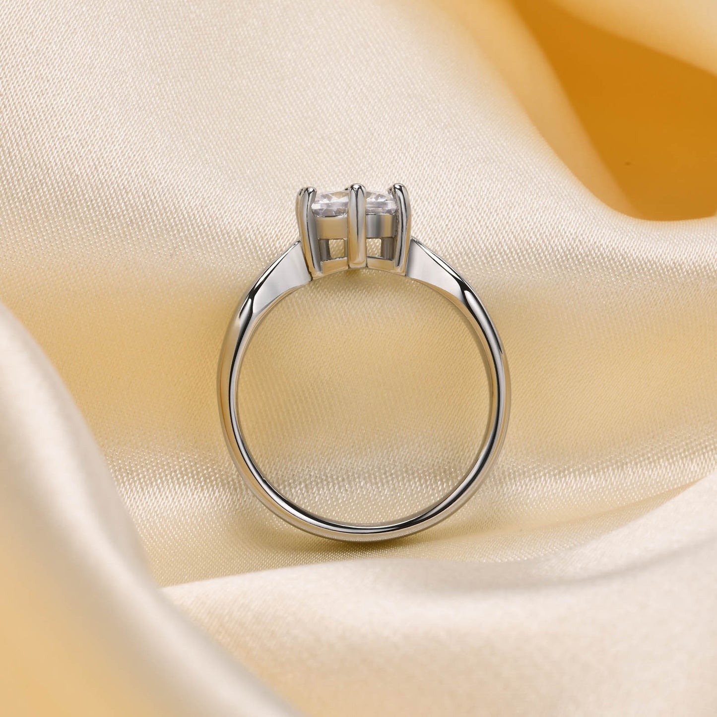 Japanese And Korean Popular Jewelry Wholesale Women's Ring 7MM Titanium Steel Claw Inlaid With Zircon