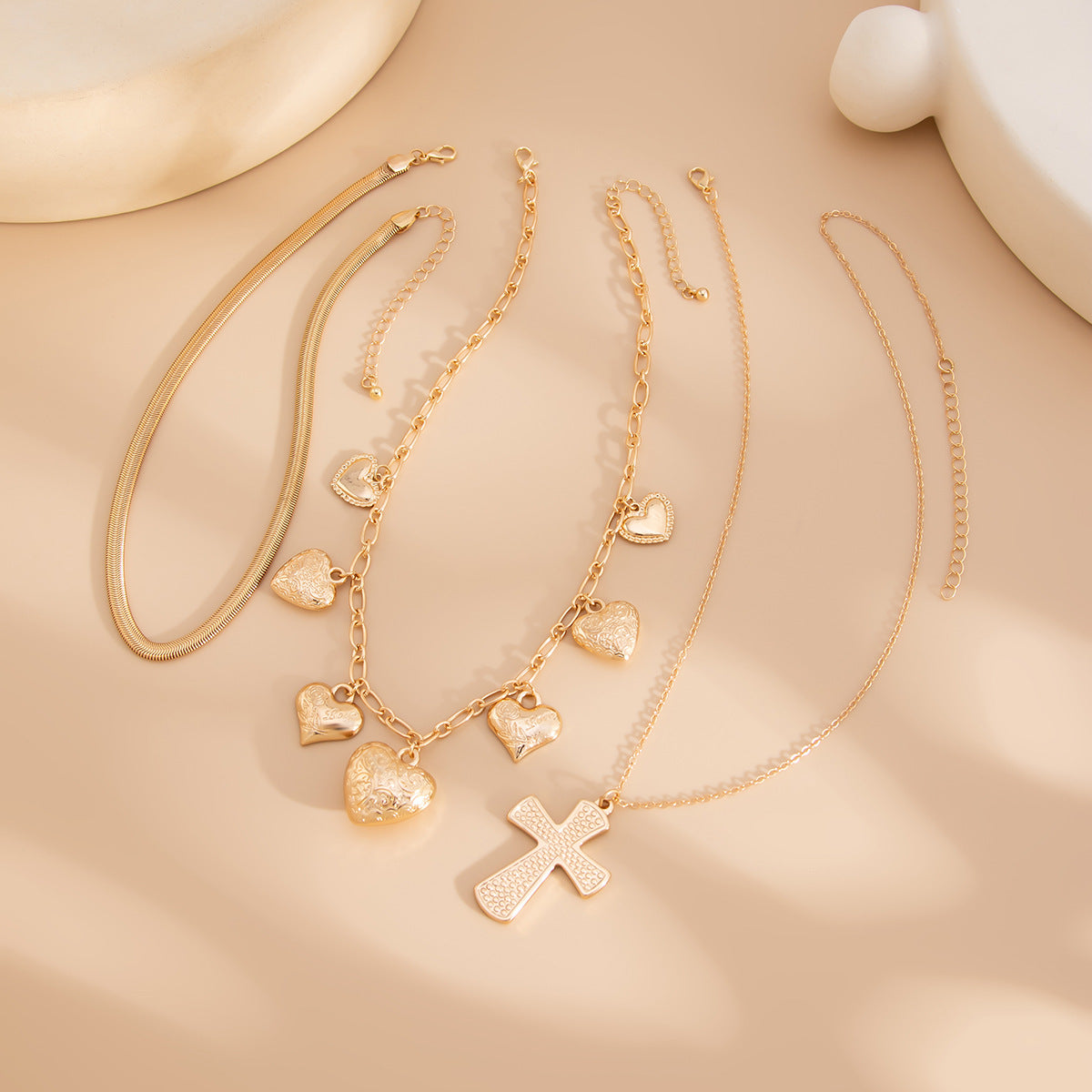 Planderful Vienna Verve Necklace – Retro Love Snake Bone Chain with Tassel