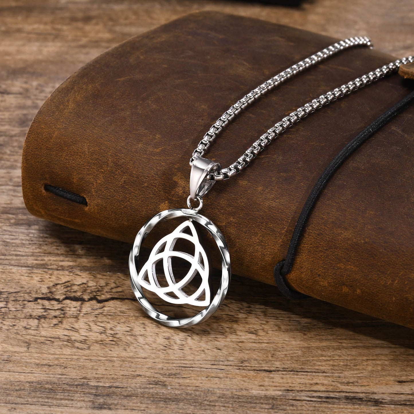 Men's Pendant Necklace Rust Steel Celtic Viking Mobius Symbol