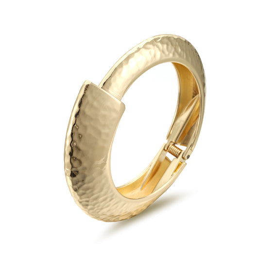 Planderful Vienna Verve Bracelet – Exaggerated Wide-Sided Design