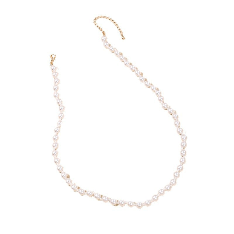Sophisticated Retro Pearl Necklace for Fashionable Women