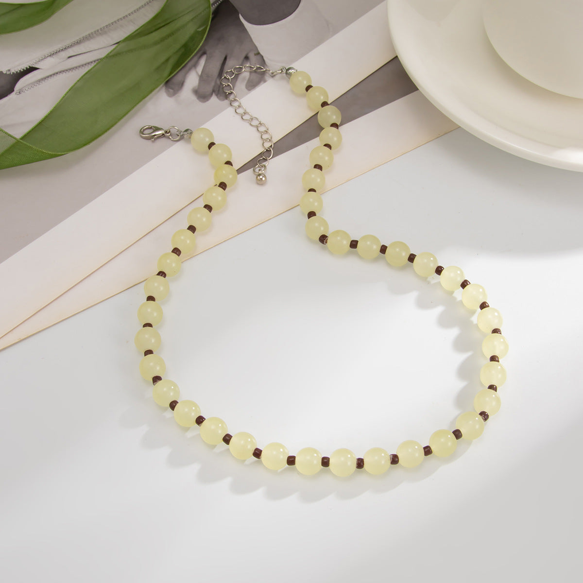 Ethnic Color Bead Collarbone Necklace