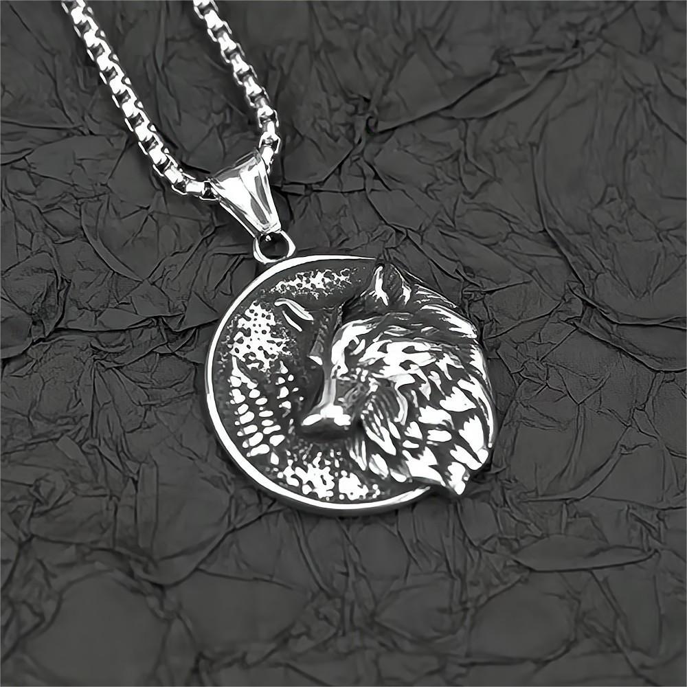 European and American Jewelry Wholesale Titanium Steel Men's Pendant Necklace Wolf Head Retro Hip-Hop Style