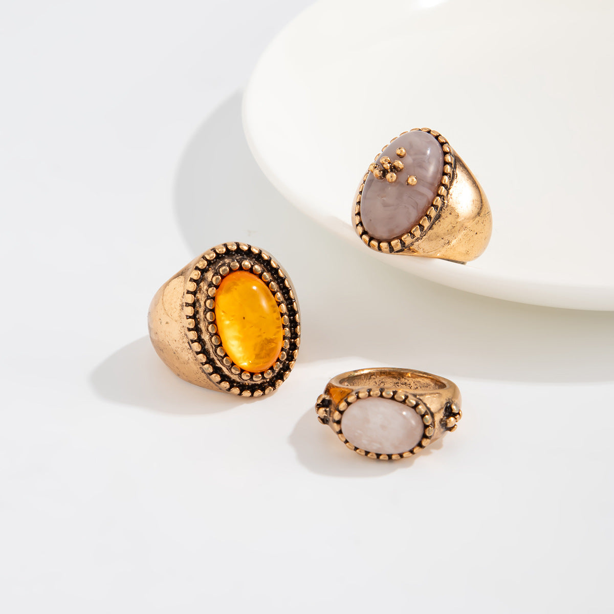 Planderful Vienna Verve Retro Medieval Ring For Vintage Jewelry Lovers Exaggerated Oval Metal Statement