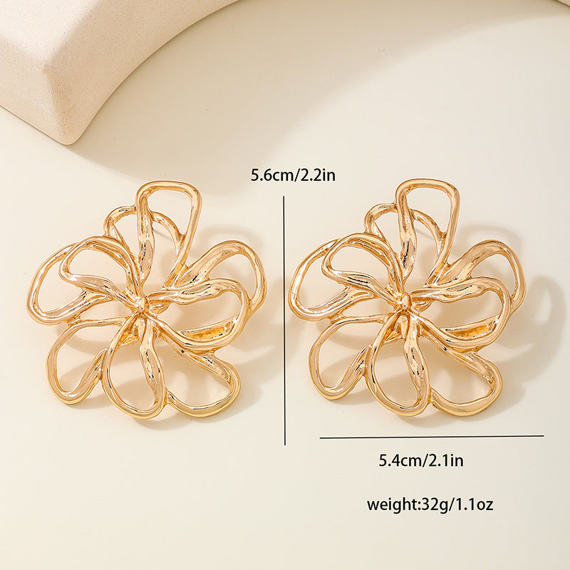 Planderful Vienna Verve Earrings – Unique Irregular Hollow Line Design