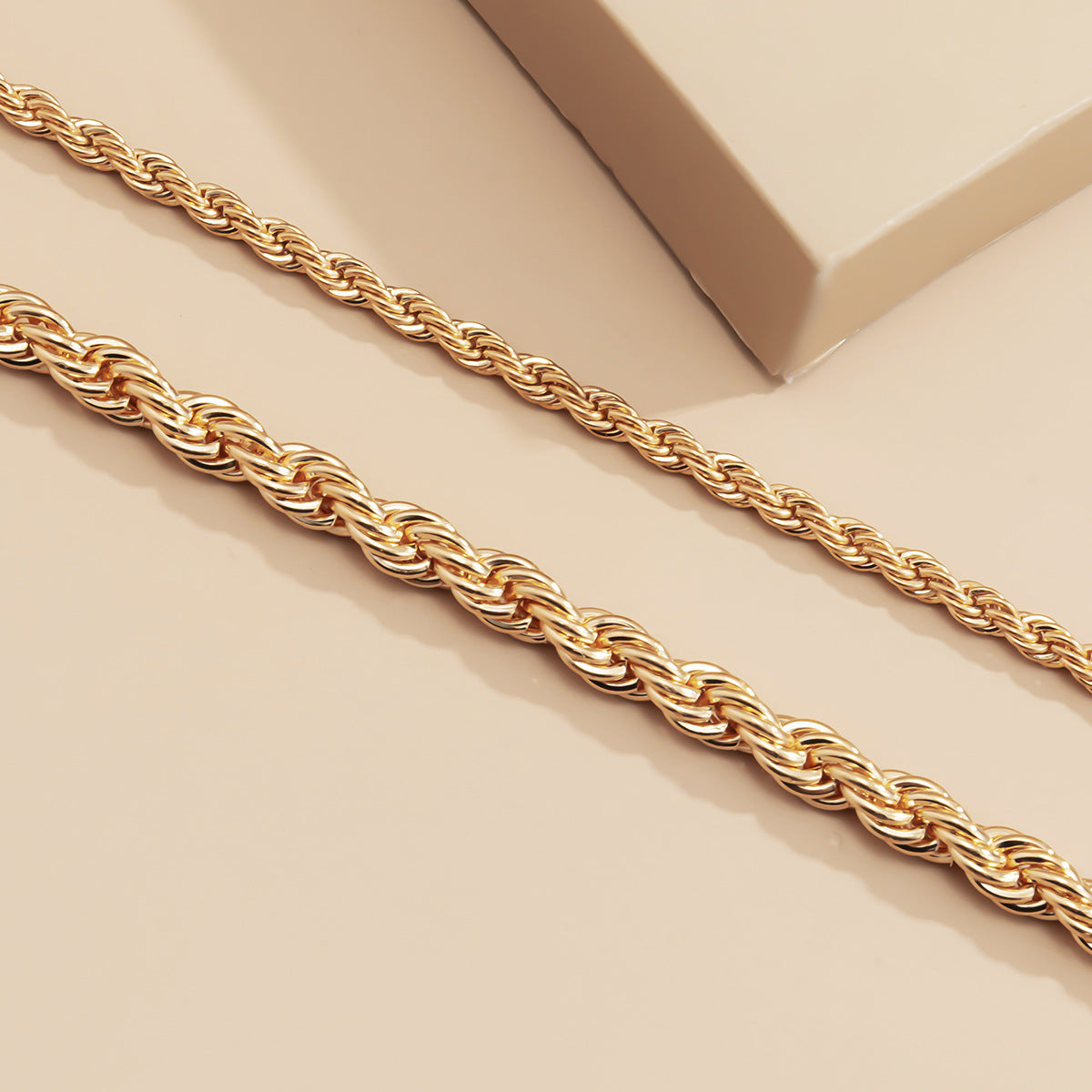 Planderful Vienna Verve Twist Chain Geometric Necklace For Women Mixed Metal Hip Hop Style Statement
