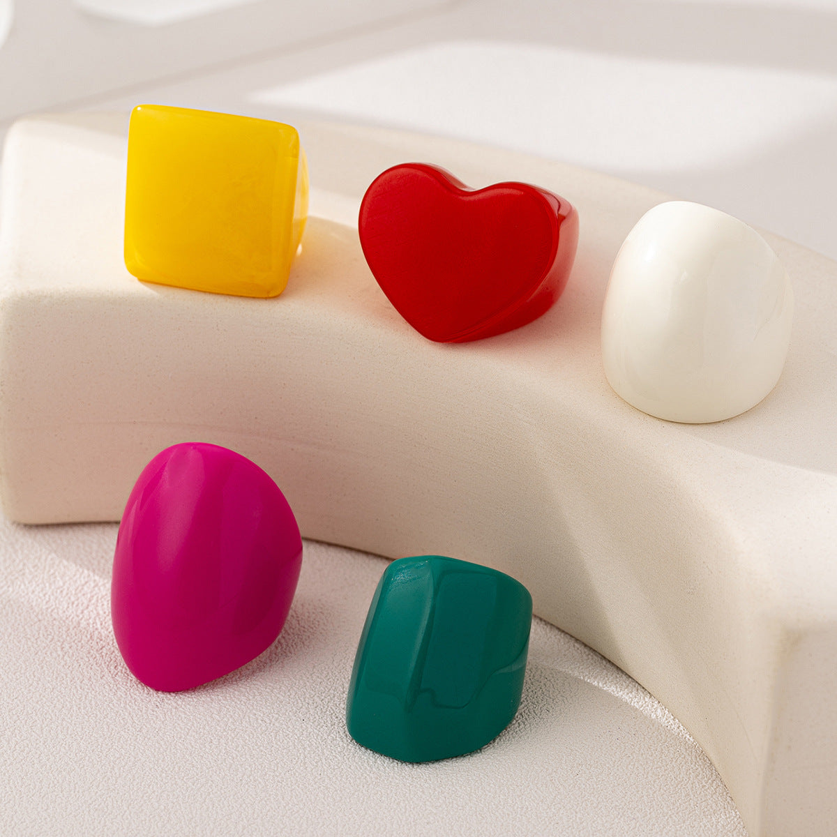 Dopamine Vacation Resin Love Ring Set for Stylish Women