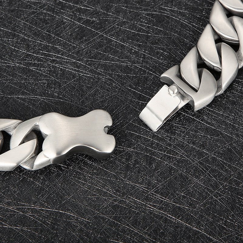 Trend Bone Buckle Necklace Decoration, Simple And Encrypted Sand Surface Cuban Chain Titanium