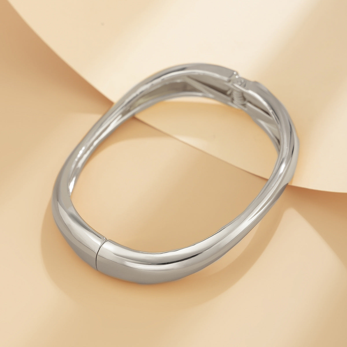 Planderful Vienna Verve Bracelet – Unique Irregular Design