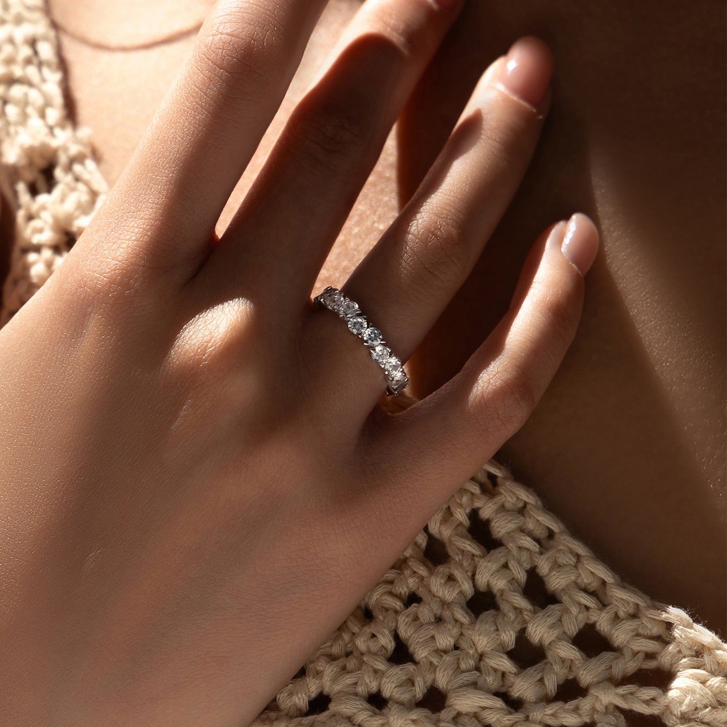 Planderful Everyday Genie Ring – Sparkling Zircon Elegance
